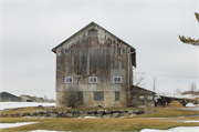 1700 FARNHAM ST, a Astylistic Utilitarian Building barn, built in Columbus, Wisconsin in .