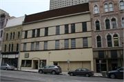 618-624 N BROADWAY, a Art/Streamline Moderne large retail building, built in Milwaukee, Wisconsin in 1889.