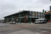 400 N WATER ST, a Contemporary grocery, built in Milwaukee, Wisconsin in 2005.