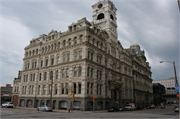 225 E MICHIGAN ST, a Neoclassical/Beaux Arts government office/facility, built in Milwaukee, Wisconsin in 1879.