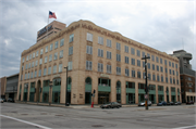 333 W STATE ST, a Art Deco large office building, built in Milwaukee, Wisconsin in 1924.