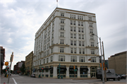 342 N WATER ST, a Commercial Vernacular warehouse, built in Milwaukee, Wisconsin in 1910.