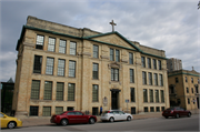 831 N VAN BUREN ST, a Neoclassical/Beaux Arts elementary, middle, jr.high, or high, built in Milwaukee, Wisconsin in 1907.