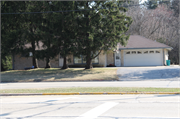 6525 W BROWN DEER RD, a Ranch house, built in Milwaukee, Wisconsin in 1955.
