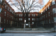 1479-1495 N FARWELL, a Neoclassical/Beaux Arts apartment/condominium, built in Milwaukee, Wisconsin in 1908.