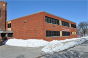 1618 W KEEFE AVE, a Late Gothic Revival school – elem/middle/jr high/high, built in Milwaukee, Wisconsin in 1917.