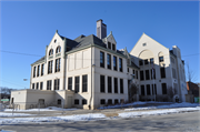 2418 N MARYLAND AVE, a Queen Anne elementary, middle, jr.high, or high, built in Milwaukee, Wisconsin in 1886.