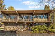 9470 N Sleepy Hollow Lane, a Contemporary house, built in Bayside, Wisconsin in 1960.