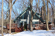 5605 CHAMPION CIR, a Contemporary house, built in Fitchburg, Wisconsin in 1974.