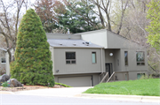 2757 RARITAN RD, a Contemporary house, built in Fitchburg, Wisconsin in 1975.