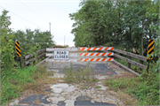 EMERALD GROVE RD EMERALD GROVE RD, a NA (unknown or not a building) bridge, built in Bradford, Wisconsin in 1936.