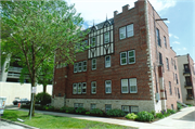 114-118 N BREESE TERRACE, a English Revival Styles apartment/condominium, built in Madison, Wisconsin in 1928.