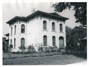 813 S 3RD ST, a Italianate house, built in Milwaukee, Wisconsin in 1870.