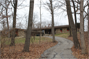 21550 W LOCHINVAR LN, a Contemporary house, built in New Berlin, Wisconsin in 1967.