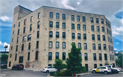 624 W OREGON ST, a Astylistic Utilitarian Building industrial bldg/manufacturing facility, built in Milwaukee, Wisconsin in 1870.