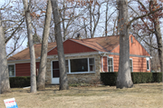 1636 S WOODSIDE DR, a Side Gabled house, built in New Berlin, Wisconsin in 1954.