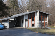 13010 W PARK AVE, a Contemporary house, built in New Berlin, Wisconsin in 1955.