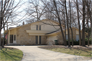 14855 W OKLAHOMA AVE, a Contemporary house, built in New Berlin, Wisconsin in 1980.