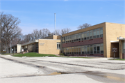 2600 S SUNNY SLOPE RD, a Contemporary elementary, middle, jr.high, or high, built in New Berlin, Wisconsin in 1952.