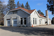 3911 FISH HATCHERY RD, a Astylistic Utilitarian Building garage, built in Fitchburg, Wisconsin in 1940.