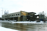 6001 W CAPITOL DR, a Contemporary bank/financial institution, built in Milwaukee, Wisconsin in 1958.