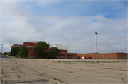910 MAYER AVE, a Astylistic Utilitarian Building industrial bldg/manufacturing facility, built in Madison, Wisconsin in 1916.