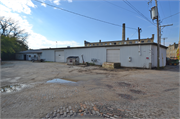 2100 NORTHWESTERN AVE, a Early Gothic Revival industrial bldg/manufacturing facility, built in Racine, Wisconsin in 1904.