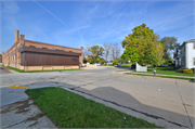 1500 Summit Ave, a Astylistic Utilitarian Building garage, built in Racine, Wisconsin in 1916.