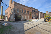 1450 Summit Ave, a Astylistic Utilitarian Building industrial building, built in Racine, Wisconsin in 1910.