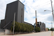 200 PARK AVE, a International Style industrial bldg/manufacturing facility, built in Brillion, Wisconsin in 1900.