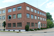 460 AHNAIP ST, a Astylistic Utilitarian Building industrial bldg/manufacturing facility, built in Menasha, Wisconsin in 1911.