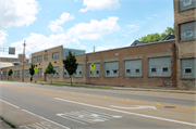 460 AHNAIP ST, a Astylistic Utilitarian Building industrial bldg/manufacturing facility, built in Menasha, Wisconsin in 1911.