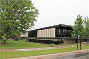 401 N LAKE ST, a International Style large office building, built in Neenah, Wisconsin in 1956.