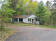 8461N-8491N Williams Resort Road 8461N-8491N Williams Resort Road, a Other Vernacular resort/camp building, built in Hayward, Wisconsin in 1945.