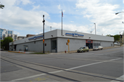 606 E JUNEAU AVE, a International Style post office, built in Milwaukee, Wisconsin in 1973.