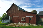 E5086 Jefferson Rd, a Astylistic Utilitarian Building barn, built in Ahnapee, Wisconsin in 1910.