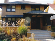 1825 N HI-MOUNT BLVD, a Arts and Crafts house, built in Milwaukee, Wisconsin in 1913.