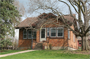306 E DIVISION ST, a Bungalow house, built in Dodgeville, Wisconsin in 1933.