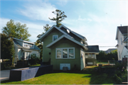 617 GROVE ST, a Front Gabled house, built in Oshkosh, Wisconsin in 1921.