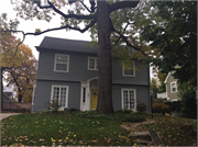 121 N PROSPECT AVE, a Colonial Revival/Georgian Revival house, built in Madison, Wisconsin in 1916.