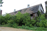 7153 County Road PD, a Astylistic Utilitarian Building barn, built in Verona, Wisconsin in 1920.