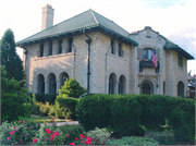 West Washington--North Hi-Mount Boulevards Historic District, a District.