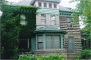 425 E PACIFIC ST, a American Foursquare house, built in Appleton, Wisconsin in 1903.