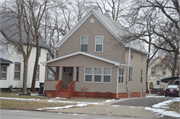 1109 PARK AVE, a Front Gabled house, built in Beloit, Wisconsin in 1900.