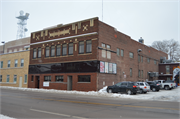 405 S FARWELL ST, a Twentieth Century Commercial retail building, built in Eau Claire, Wisconsin in 1925.
