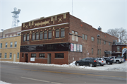 405 S FARWELL ST, a Twentieth Century Commercial large retail building, built in Eau Claire, Wisconsin in 1925.