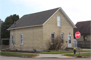 2063 ERIE ST, a Italianate house, built in Racine, Wisconsin in 1904.