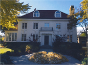 4425 N Lake Dr, a Colonial Revival/Georgian Revival house, built in Shorewood, Wisconsin in 1917.