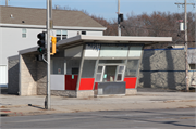 8322 W LINCOLN AVE, a Contemporary restaurant/supper club, built in West Allis, Wisconsin in 1953.