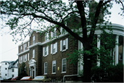 260 LANGDON ST, a Colonial Revival/Georgian Revival dormitory, built in Madison, Wisconsin in 1926.